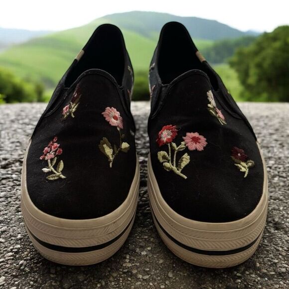 Kate Spade New York x KEDS Black Triple Decker Sneakers Embroidered Flowers Sz 9 - Picture 2 of 6